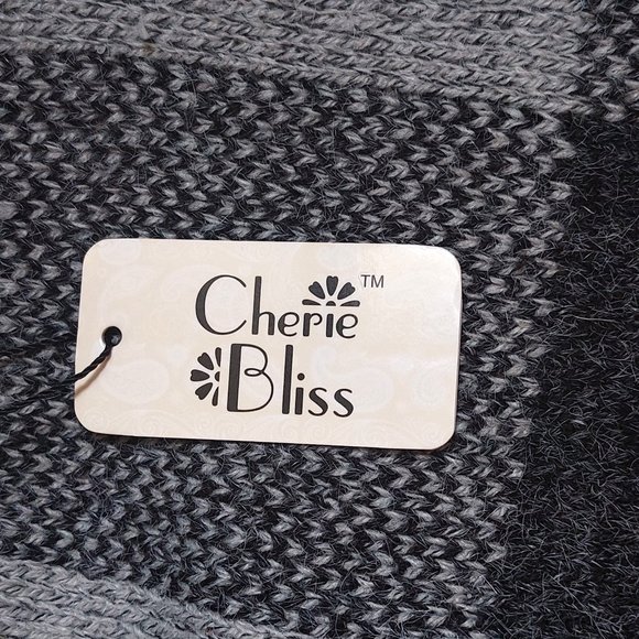 Cheri Bliss Plain Outwear with Buttons - Picture 11 of 11